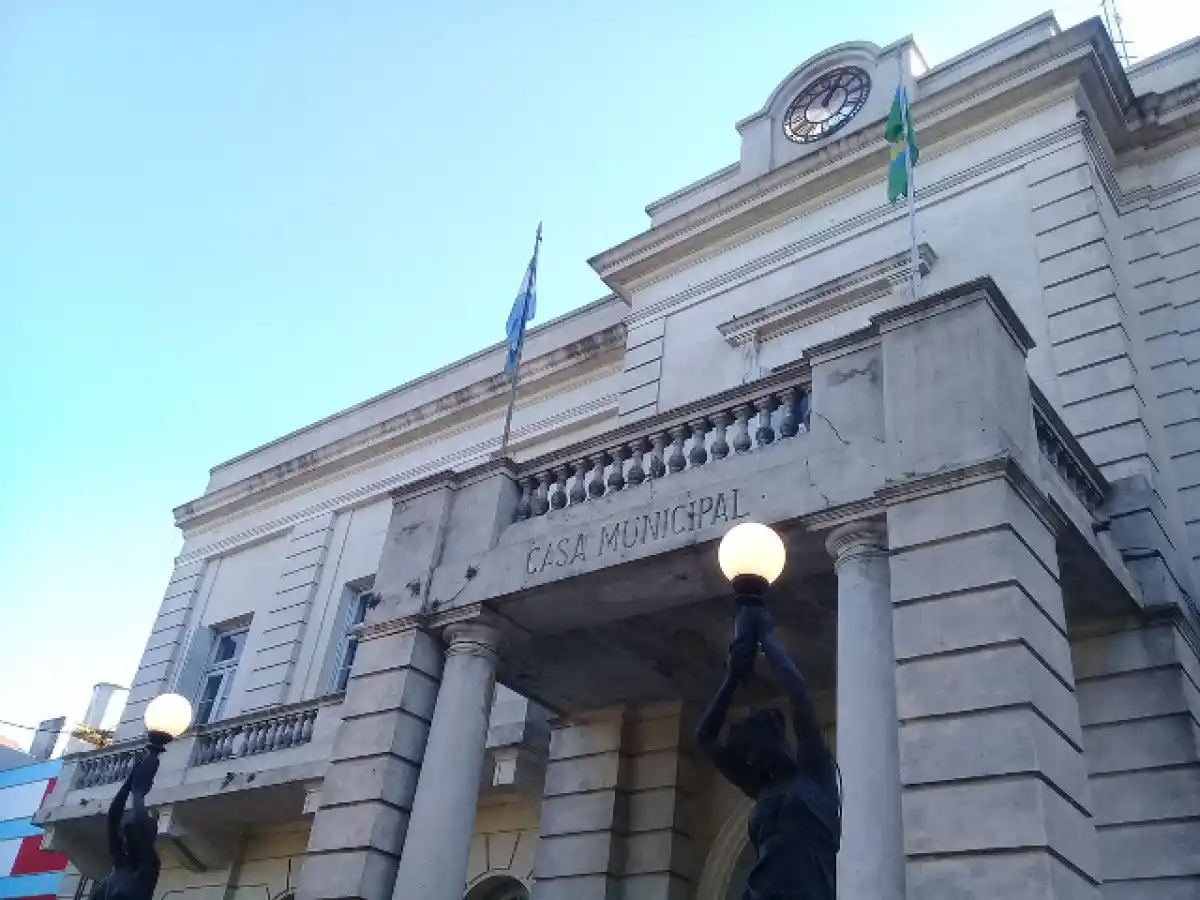 Luján: Con un nuevo aumento, paritaria de municipales llegó al 74% anual y ajustan el bono de fin de año