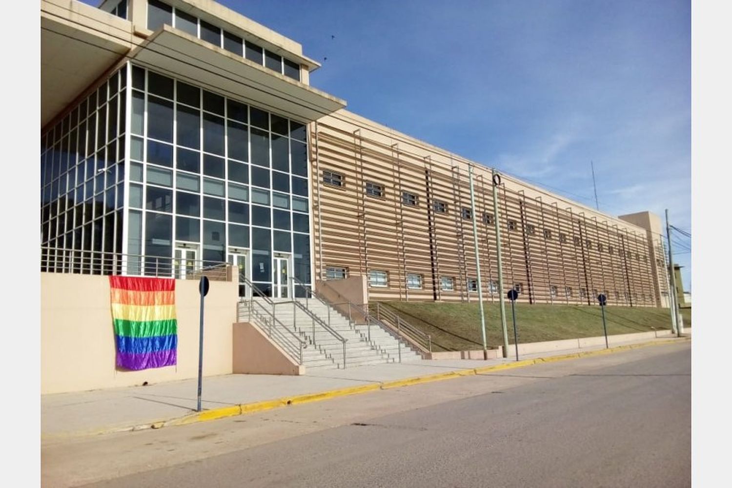 El Hospital se sumó en el Día Internacional del Orgullo LGBTTTIQ+