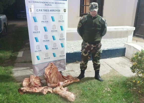 Transportaban 100 kg de carne sin ningún control