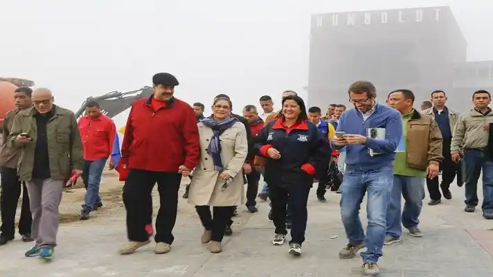 CASINOS, DÓLARES  y BODEGONES: lo que presume el madurismo mientras hay venezolanos que mueren de hambre