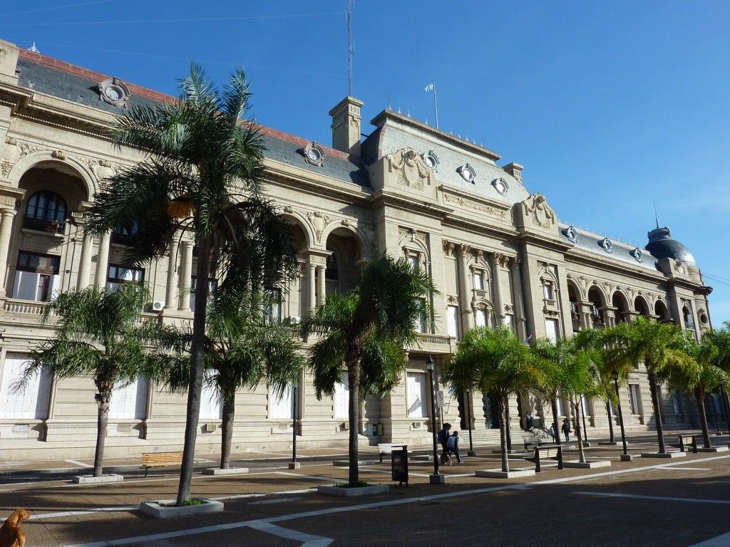 Perotti hizo cambios en su gabinete