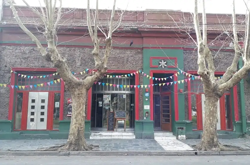 "Guardianes del Argentino": el bar cultural que se resiste a la extinción