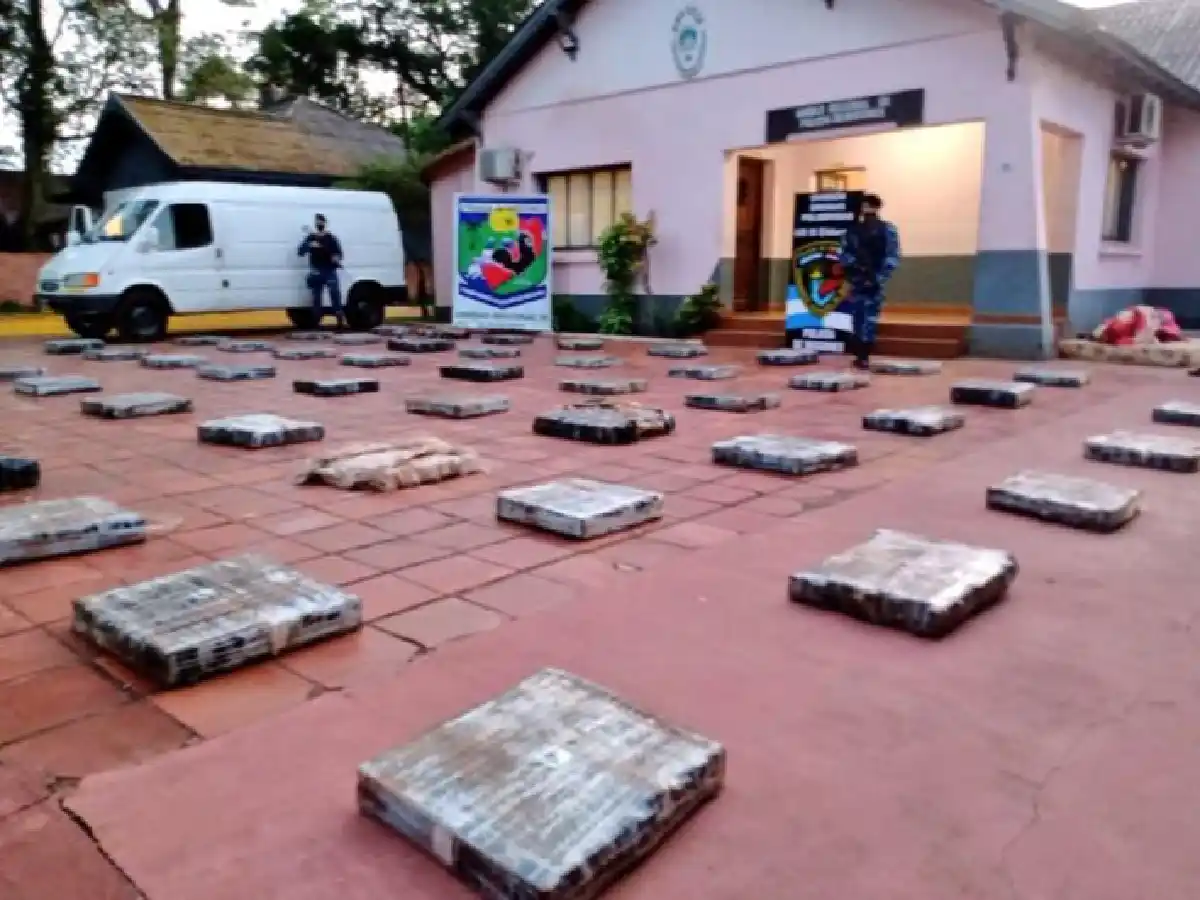 Secuestraron en Misiones  un vehículo cargado con más de una tonelada de marihuana