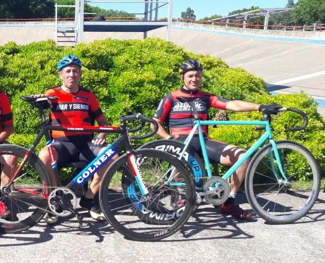 Roberto Bozzolo y Fabián Ortié, luego de una de las competencias