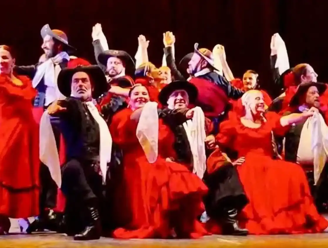 El Ballet Martín Güemes vuelve al escenario con "Folklore de Alto Vuelo"