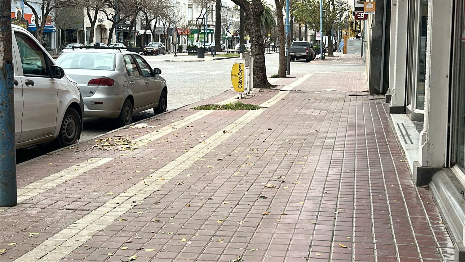 vereda rota bv santa fe centro rafaela municipalidad reparación rotura mayo 2025 - 15