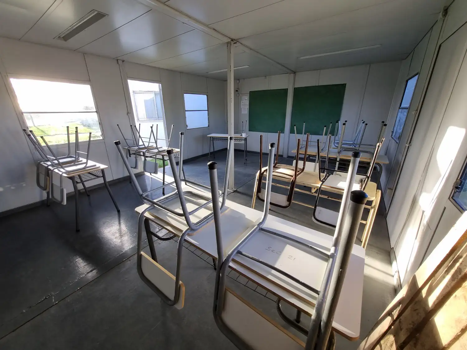 Tras un mes sin clases, el Sexto año de la Secundaria 21 inició su ciclo lectivo.