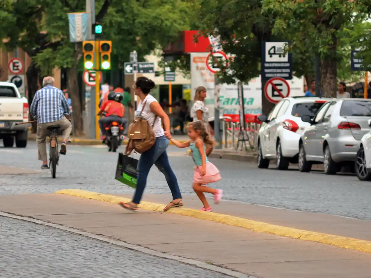 Humor social: encuesta local marca que hay confianza en lo que vendrá