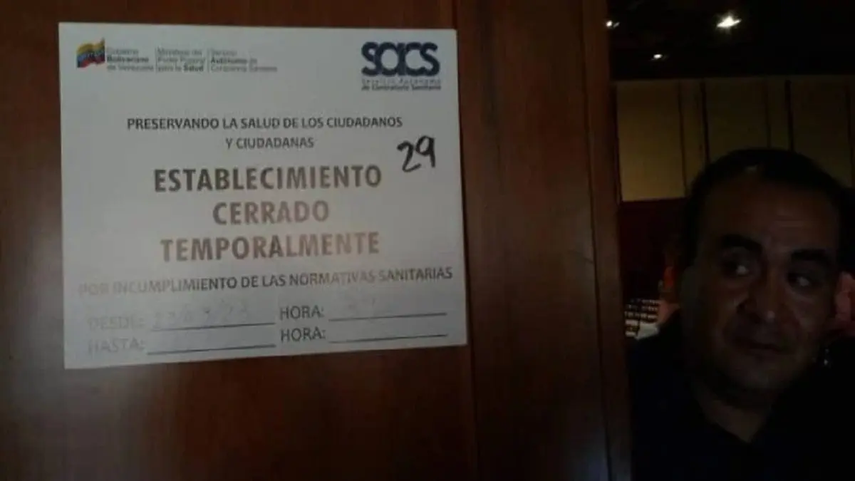 «EN LA CALLE CABE MÁS GENTE»: cierran salón donde se presentaría María Corina Machado de cara a las primarias