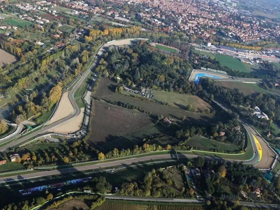imola