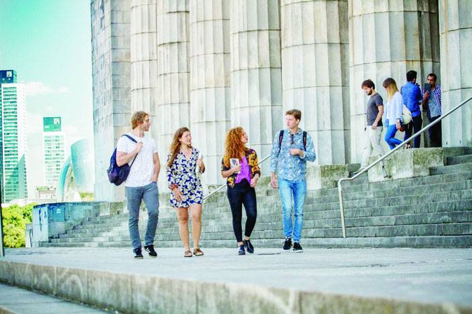 Universitarios de todo el país ya pueden inscribirse para becas en Entre Ríos  y Buenos Aires