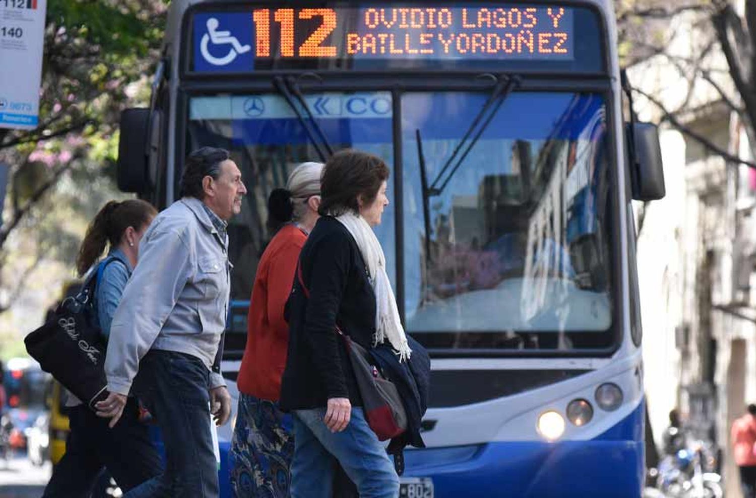 Cómo funcionarán taxis, remises y colectivos durante las fiestas
