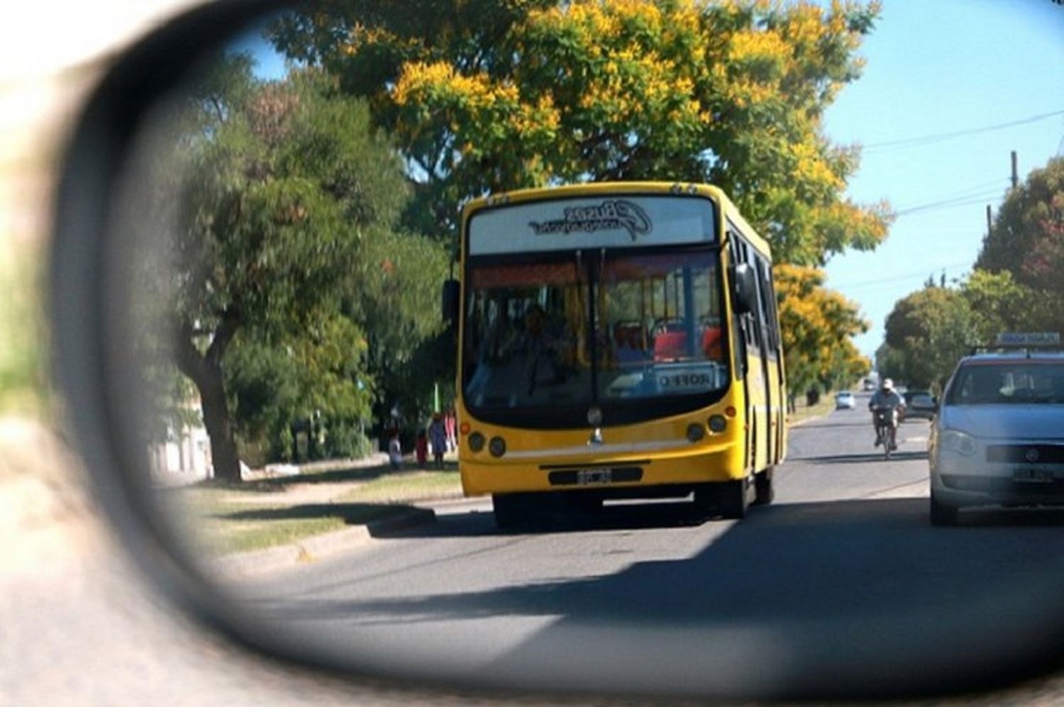 Confirman que se dictó la conciliación y no habrá paro de transporte