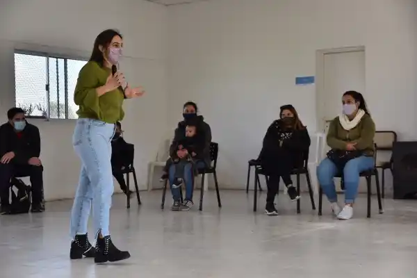 Jóvenes se capacitan como promotores de la cultura en el marco del programa Potenciar Inclusión Joven