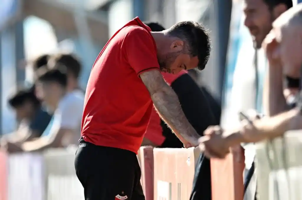 Por lo que se pudo saber, De Paoli no estuvo de acuerdo con la decisión.