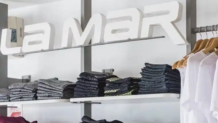 Fábrica textil rosarina cerró y liquida todo