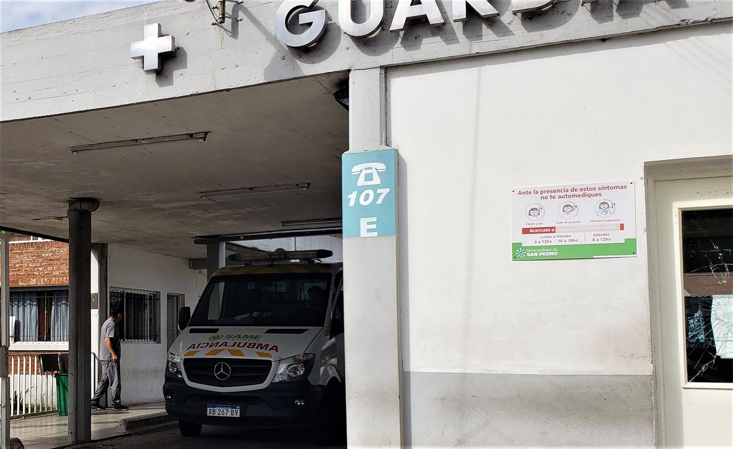 Dieron el alta a uno de los heridos a la salida de un bar y el apuñalado pasó a sala común
