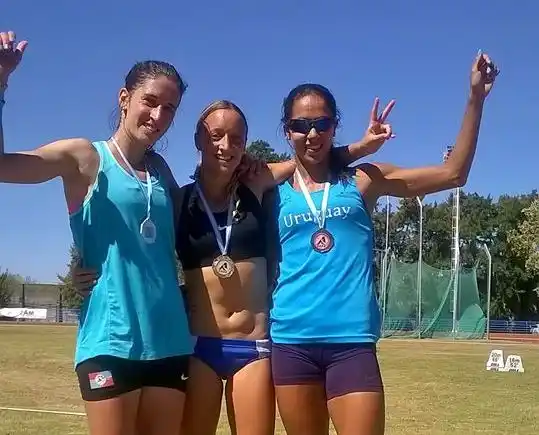 Mariana Borelli ganó los 800