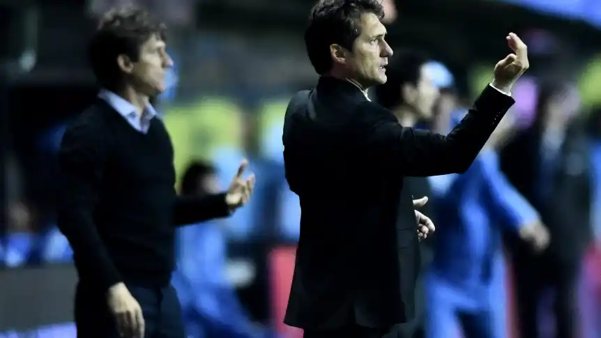 Guillermo Barros Schelotto, suspendido por la Conmebol