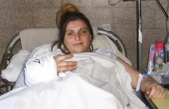 Reimplantan mano a una embarazada en Mar del Plata