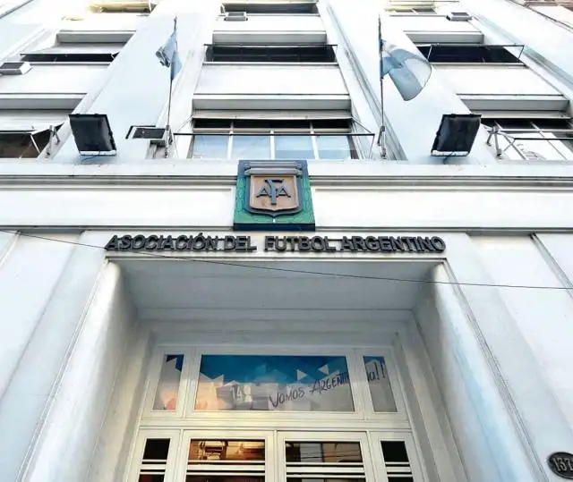 AFA logró modificar el convenio colectivo y amplió el cupo de extranjeros