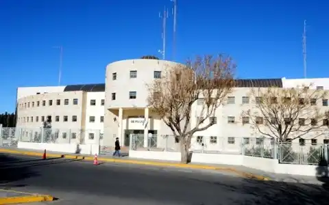 Jóven mató de un piedrazo a otro por una bolsa de pegamento