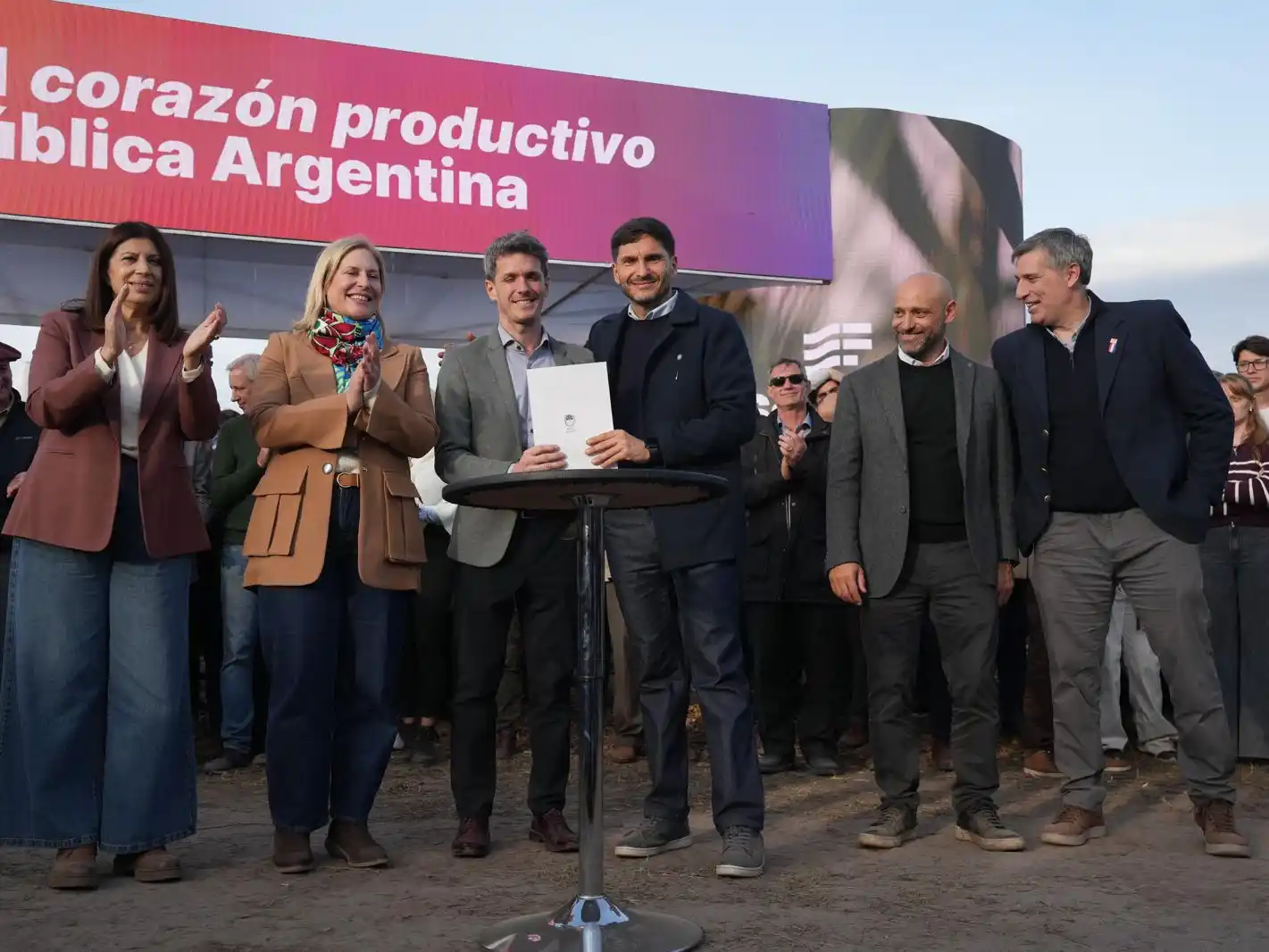 Cuáles son todas las líneas de crédito anunciadas por Pullaro en Agroactiva