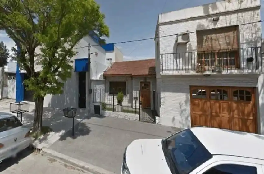 Una mujer fue asesinada a puñaladas por su vecino tras una discusión