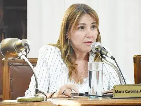 Amiano cuestionó los acuerdos y reclama que las mujeres participen de las decisiones del peronismo