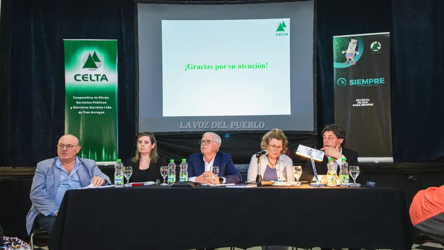 Gustavo Finocchio, Valeria D’Annunzio, Rubén Prado, Griselda Campano y Esteban Moya