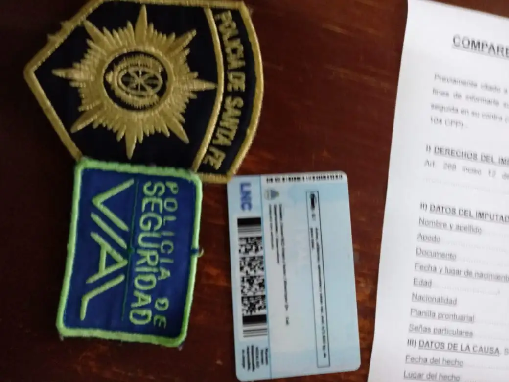 Viajaba con licencia de conducir falsa
