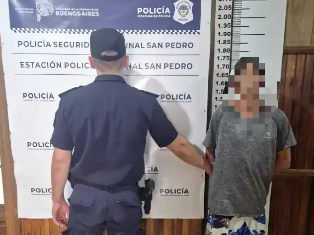 El sujeto fue trasladado a la Comisaría.