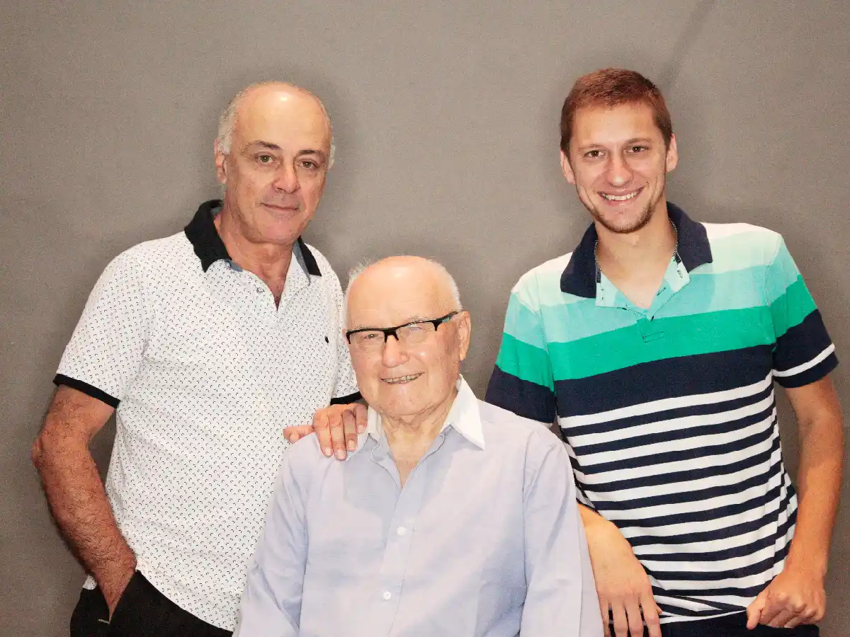 La lucha del tango por seguir sonando en la ciudad       