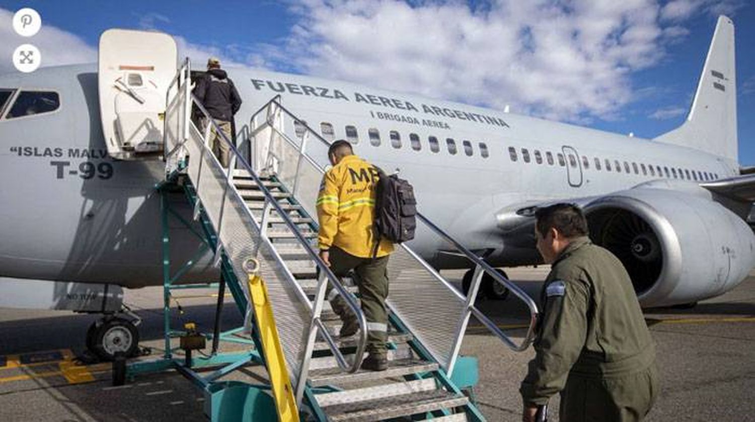 Brigadistas de otras zonas viajaron a Tierra del Fuego