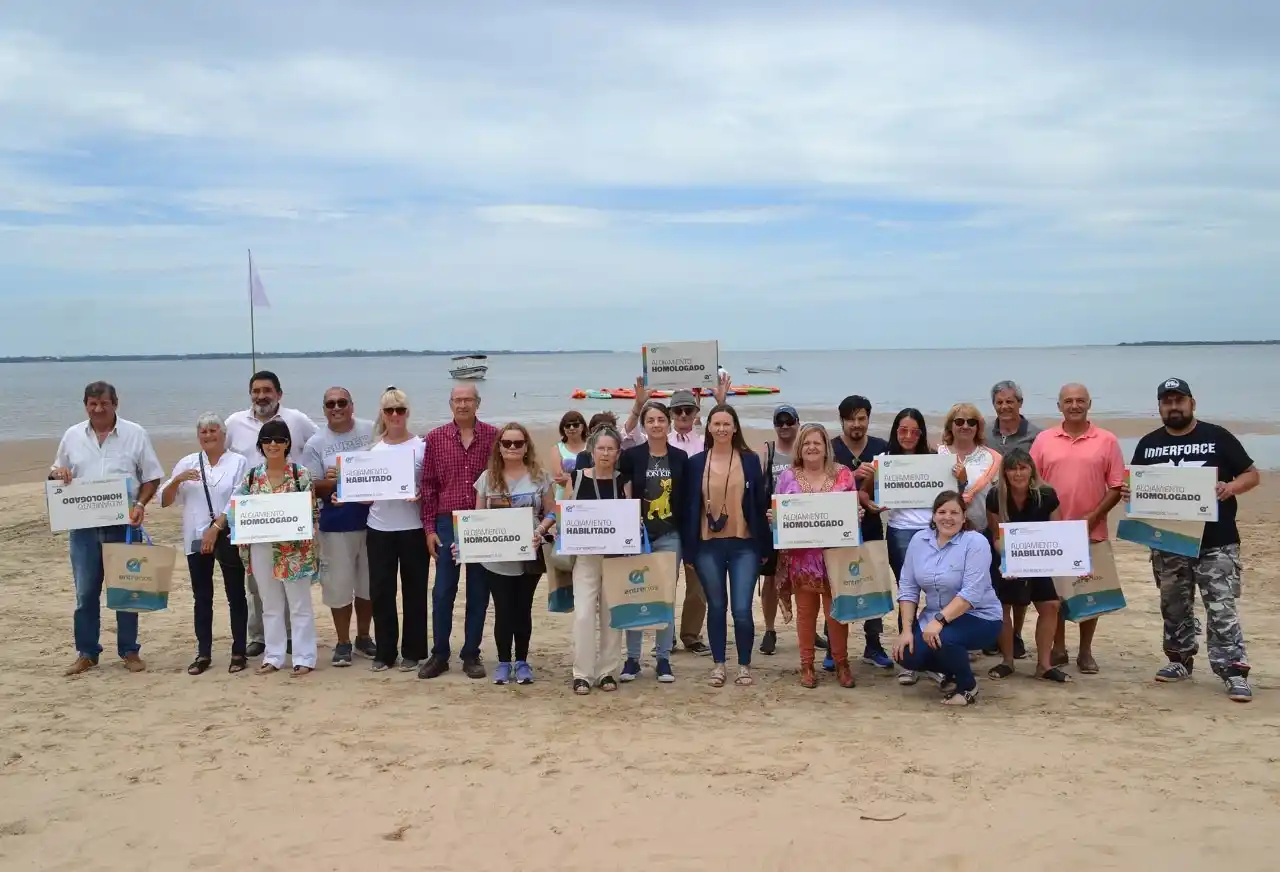 25 alojamientos de Pueblo Belgrano recibieron su certificado de homologación