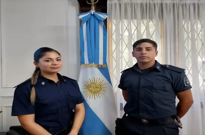 Policías ayudaron a dar a luz a una beba sietemesina en el barrio San Martín