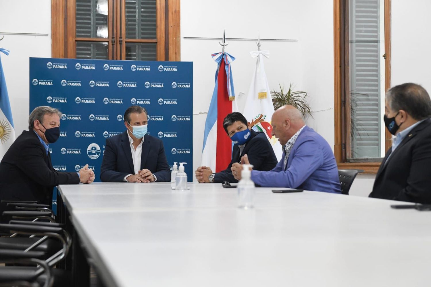 El Intendente de Paraná recibió al Presidente de la Confederación Argentina de la Mediana Empresa
