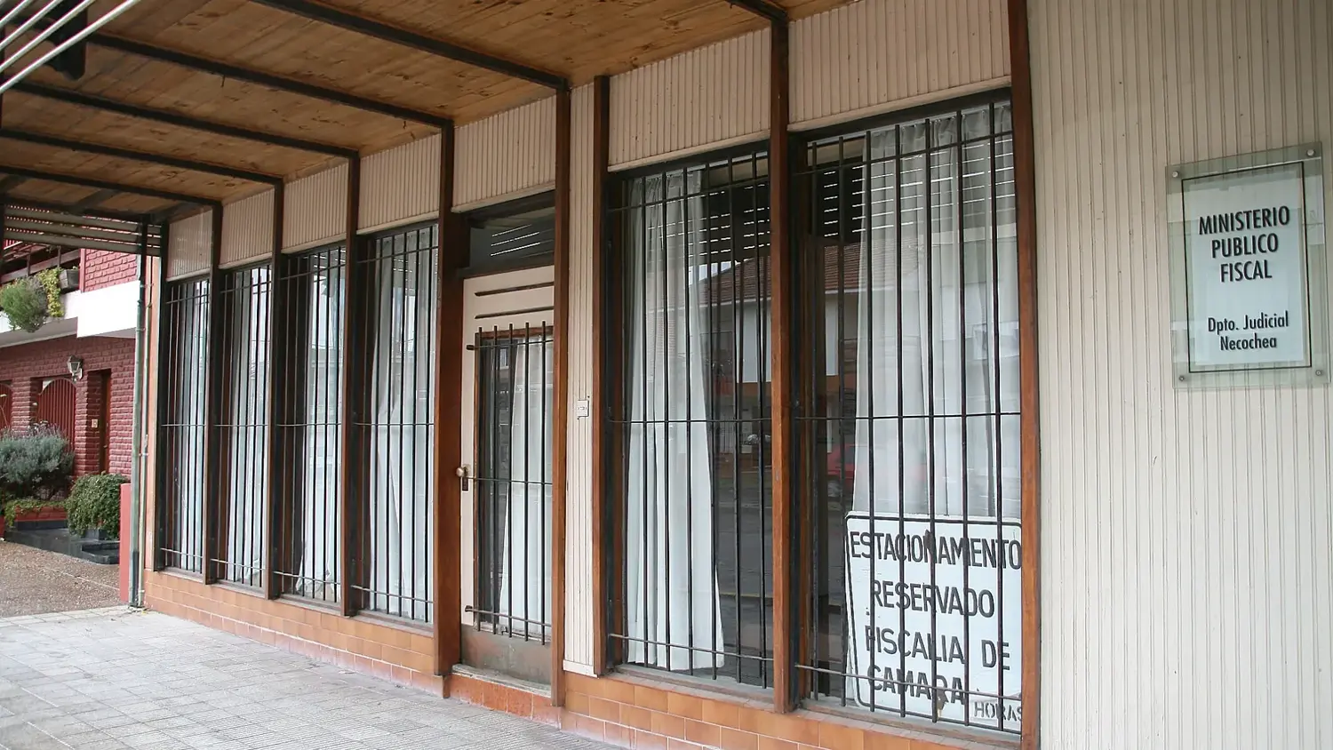 Sede. De la Fiscalía, donde deberán comparecer los dos jóvenes aprehendidos