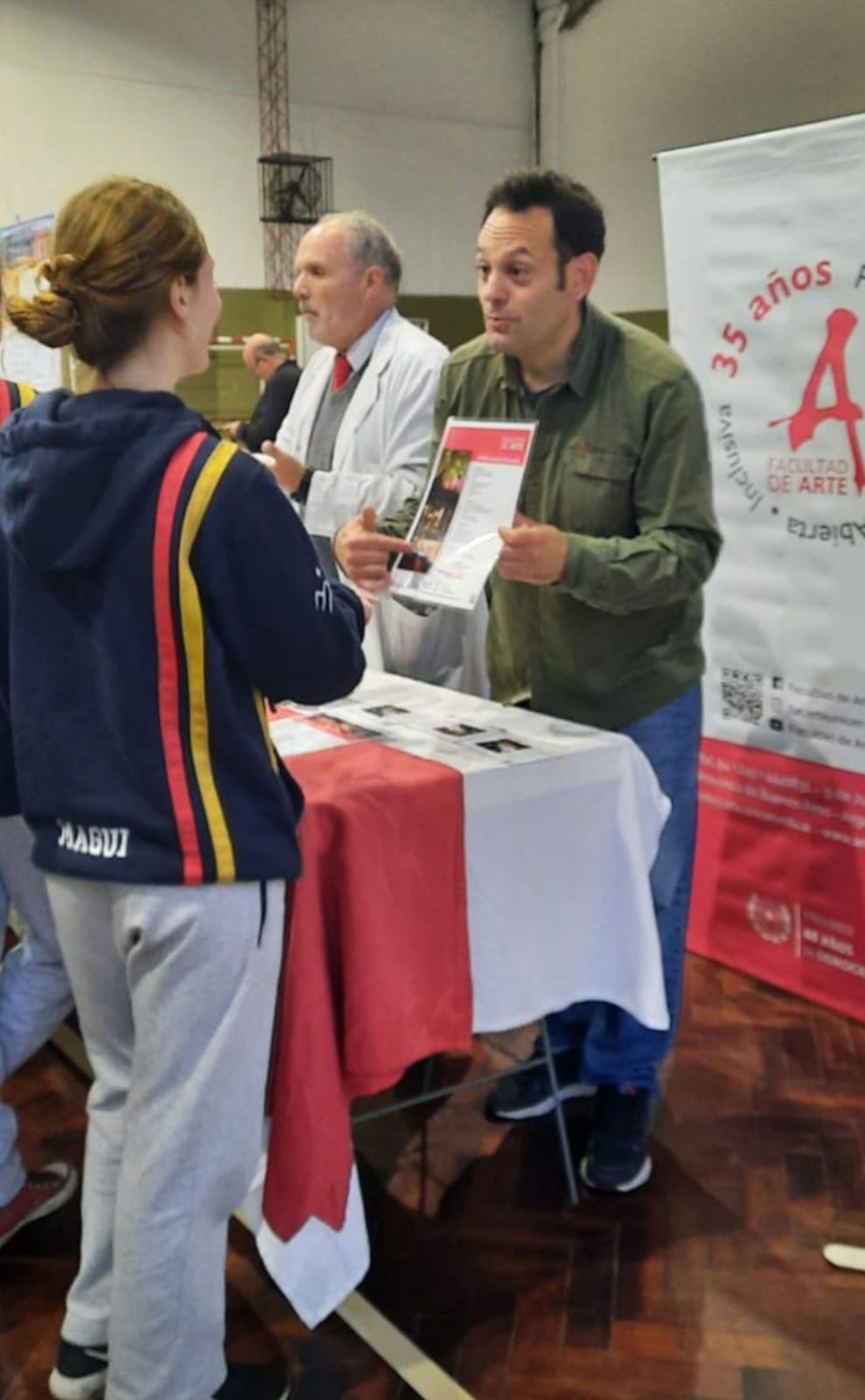 La Facultad de Arte continúa promocionando su oferta académica