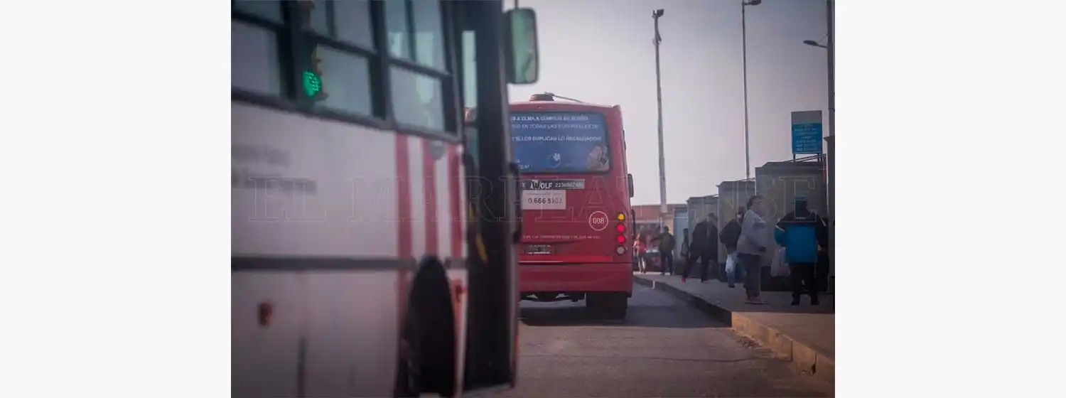 Choferes levantaron el paro y empieza a normalizarse el servicio