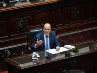 Milei volverá a usar el veto si hay un aumento para jubilados o mejoras para discapacitados