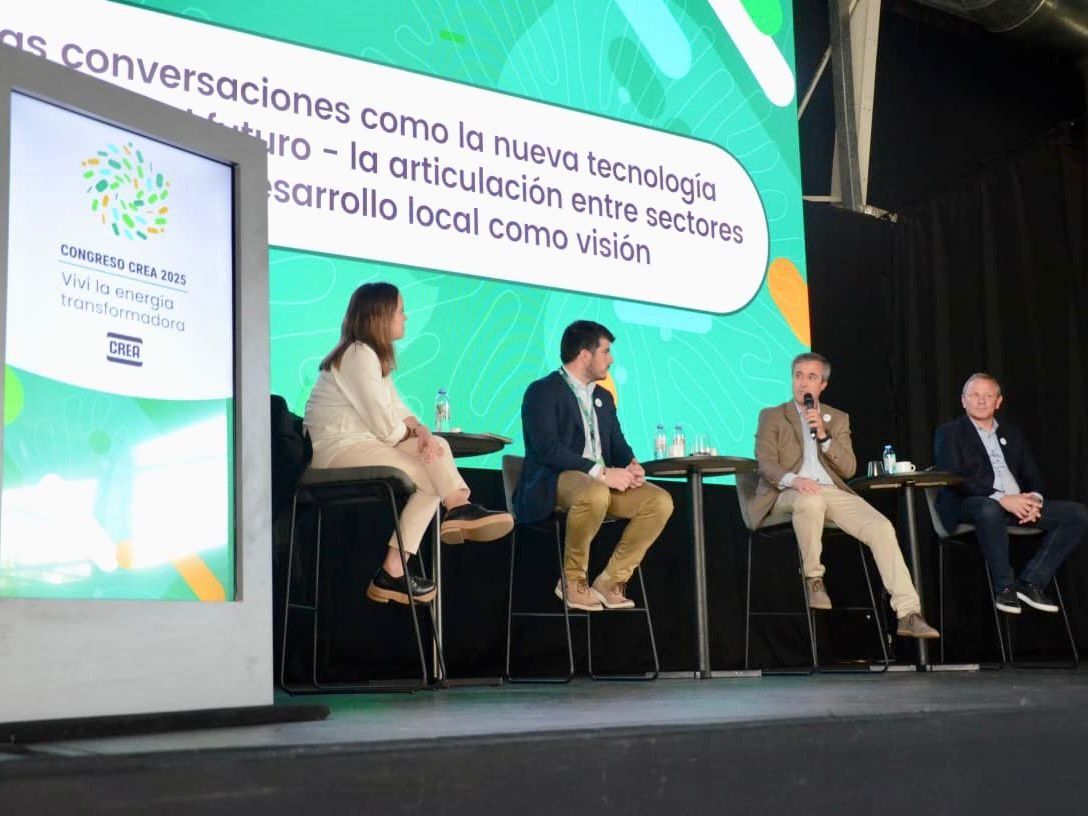 "Las políticas que trascienden a las personas garantizan que sigan generando oportunidades”, afirmó Leonel Chiarella. Foto: MVT