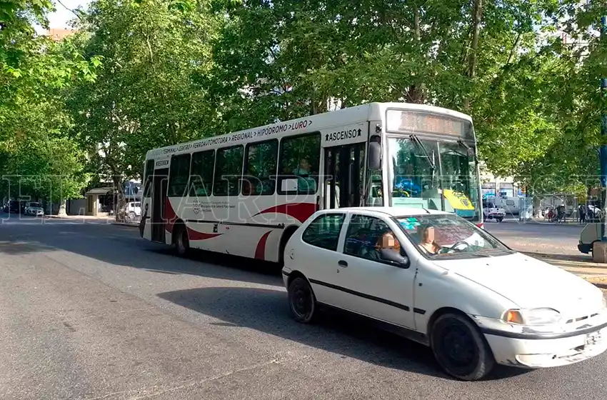 Giran casi $12.000 millones para financiar al transporte público del interior del país