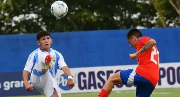 La Argentina Sub 17 se mide con Colombia, en busca de las semifinales