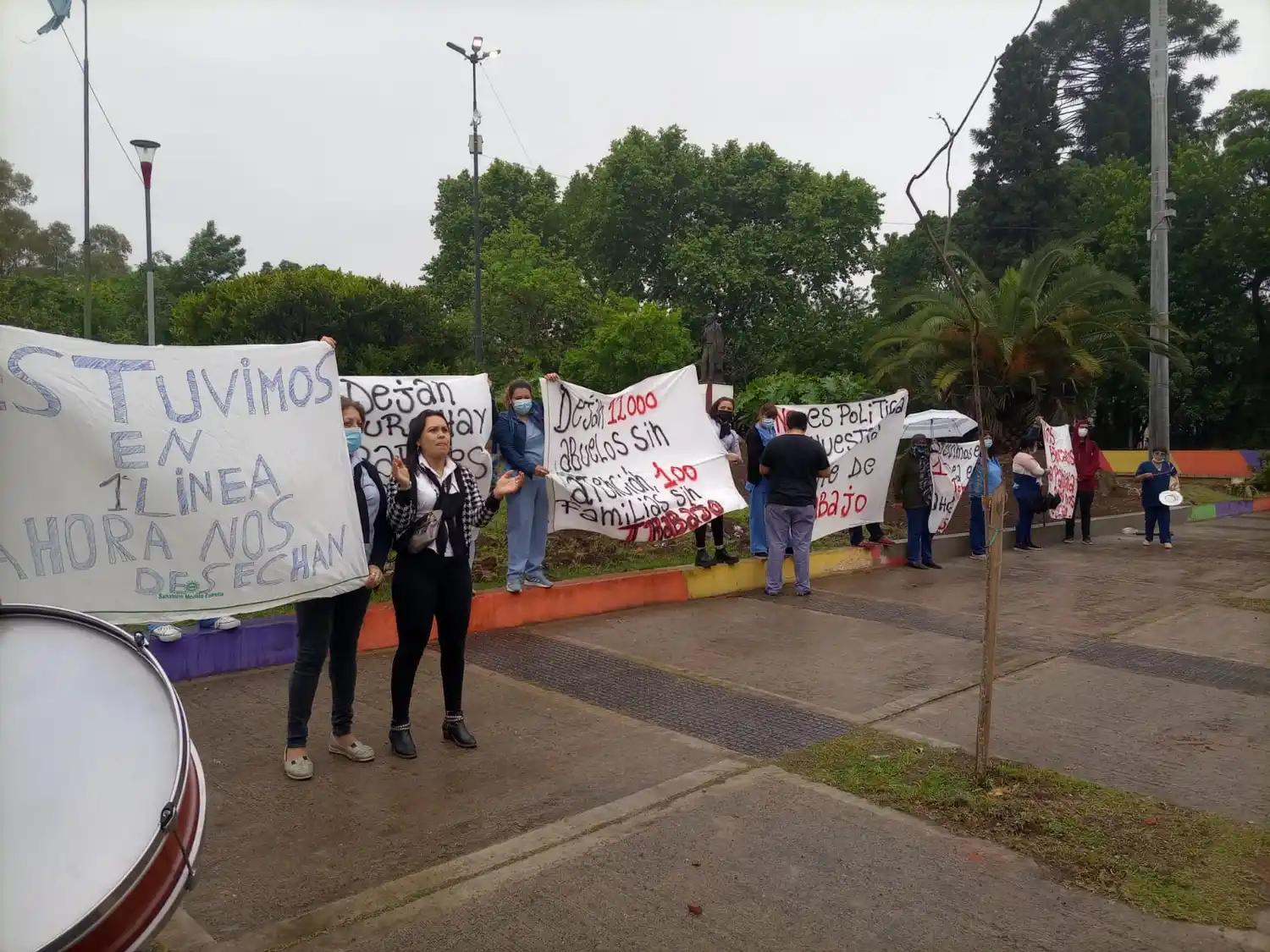 Monte Grande: Protesta de trabajadores de un sanatorio ante el posible cierre