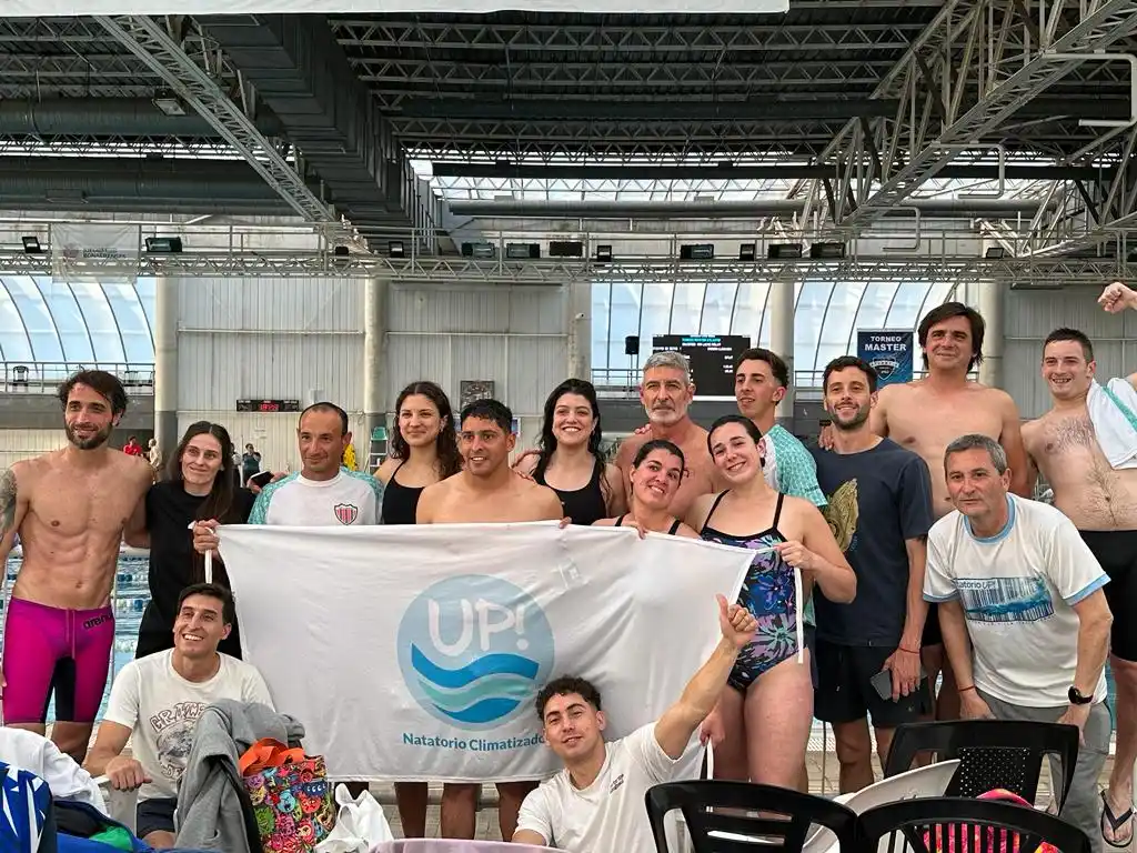 El grupo tandilense, en Mar del Plata.
