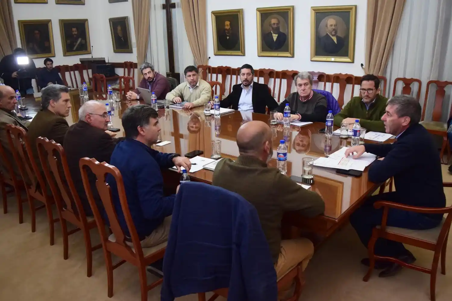 Ballay anunció ante la Mesa de Enlace que se presentará un nuevo proyecto de fitosanitarios