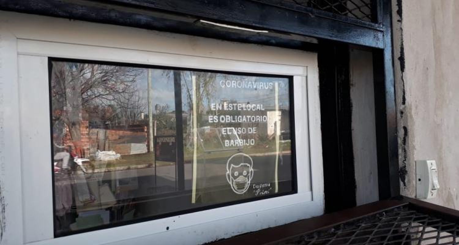Fase 3: sin reglamentación local, los comercios siguen abiertos a la espera de que la Municipalidad oficialice la decisión