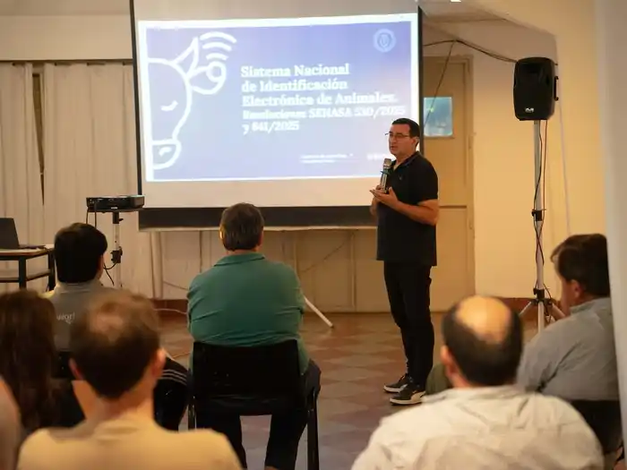 Caravanas electrónicas: productores se actualizaron en la Rural de Gualeguay