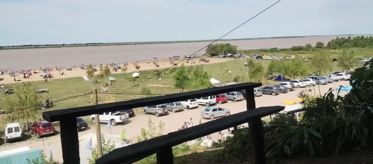 el último domingo de enero la playa de Vuelta de Obligado estuvo colmada